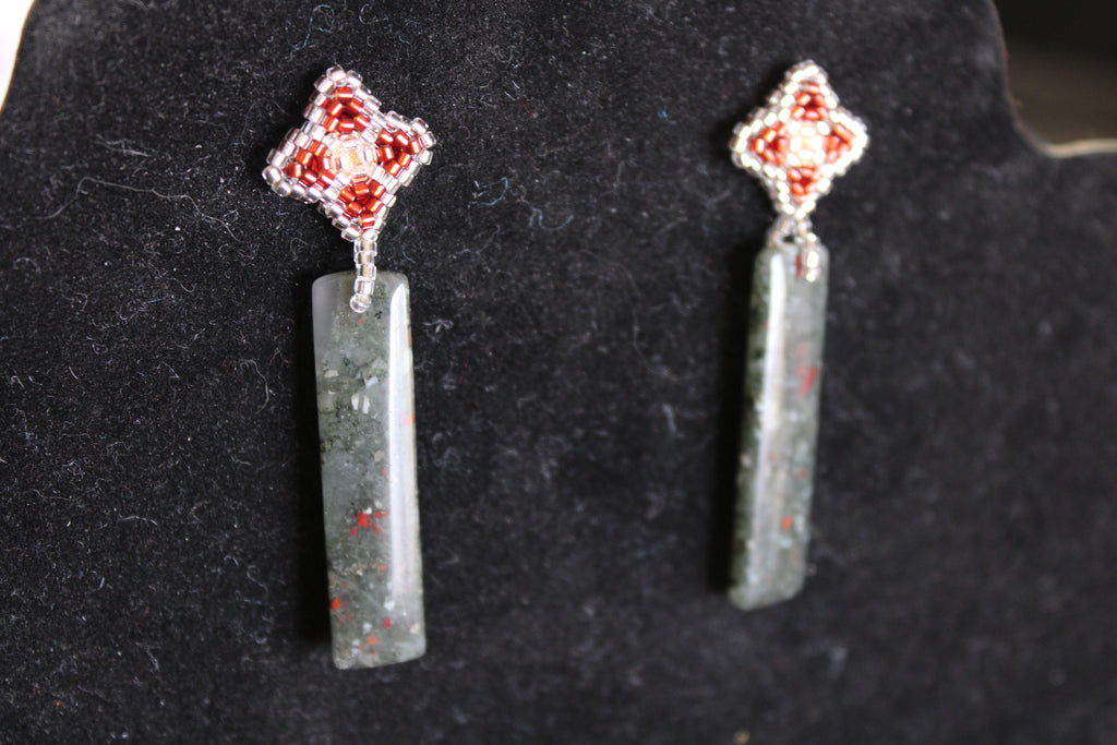 Bloodstone Rectangle Spikes