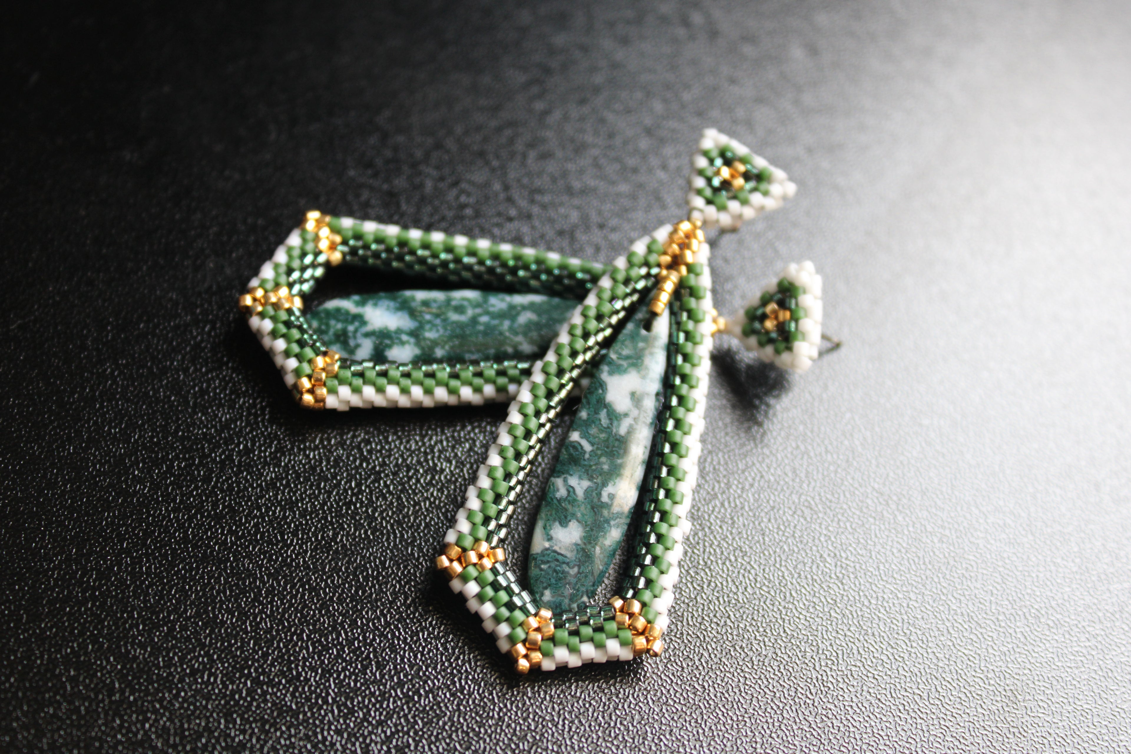 Moss Agate Tie Pendant Earrings