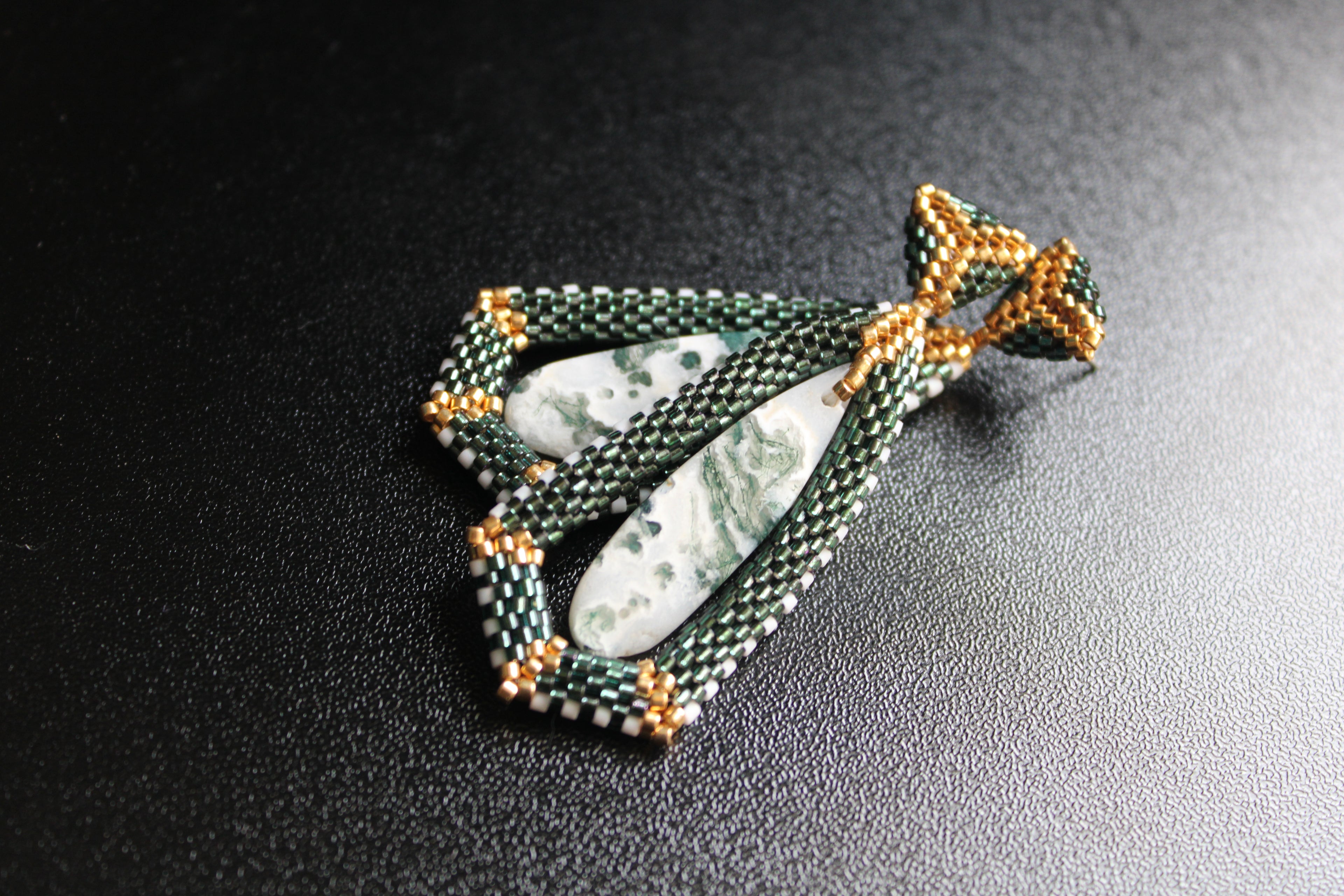 Moss Agate Tie Pendant Earrings