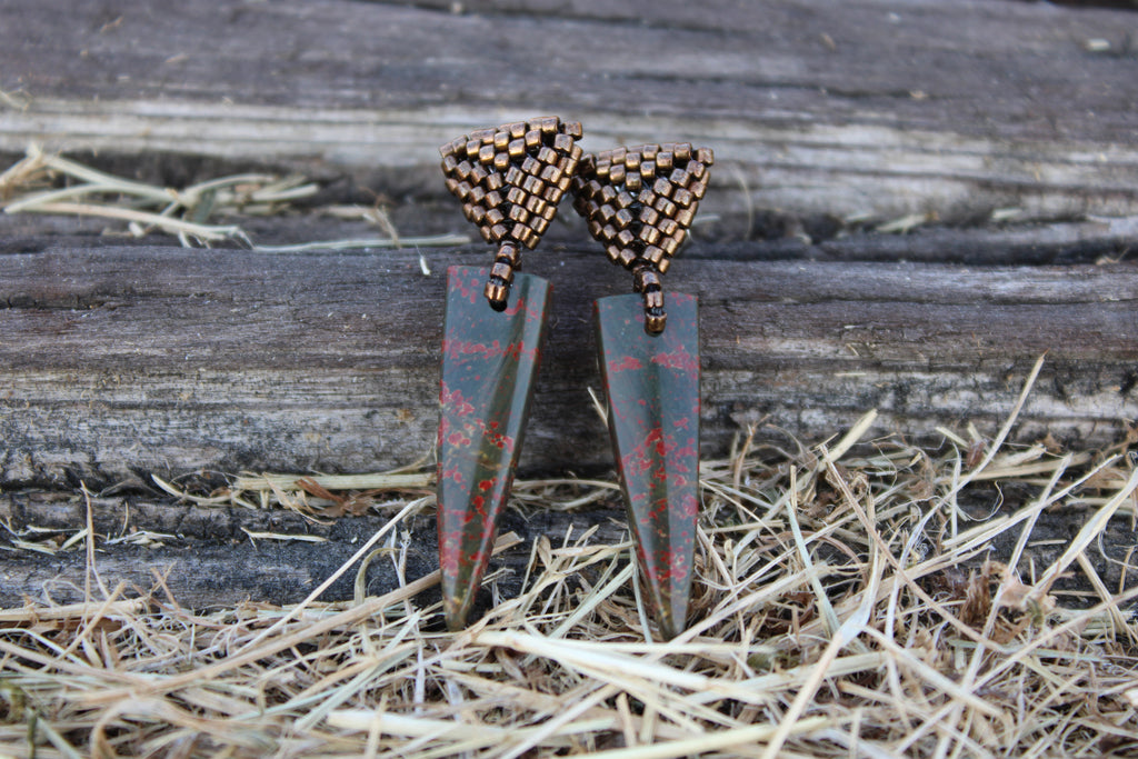 Short Red Creek Jasper Spikes