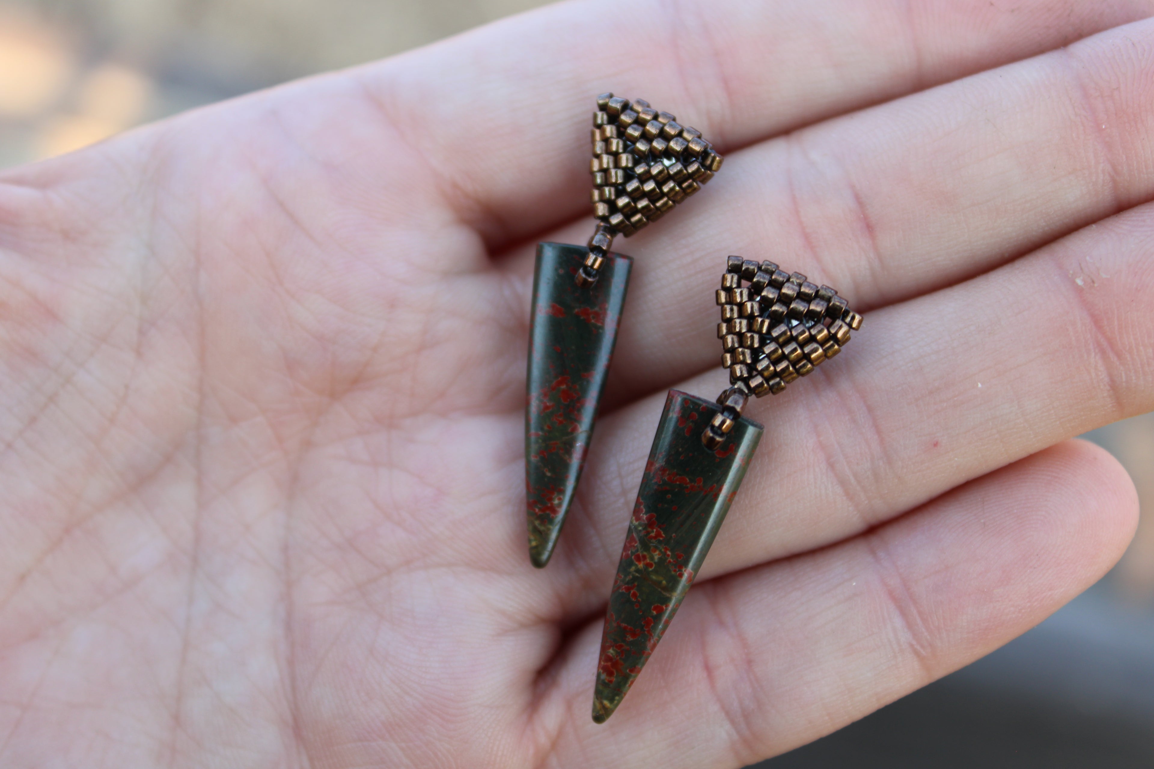 Short Red Creek Jasper Spikes