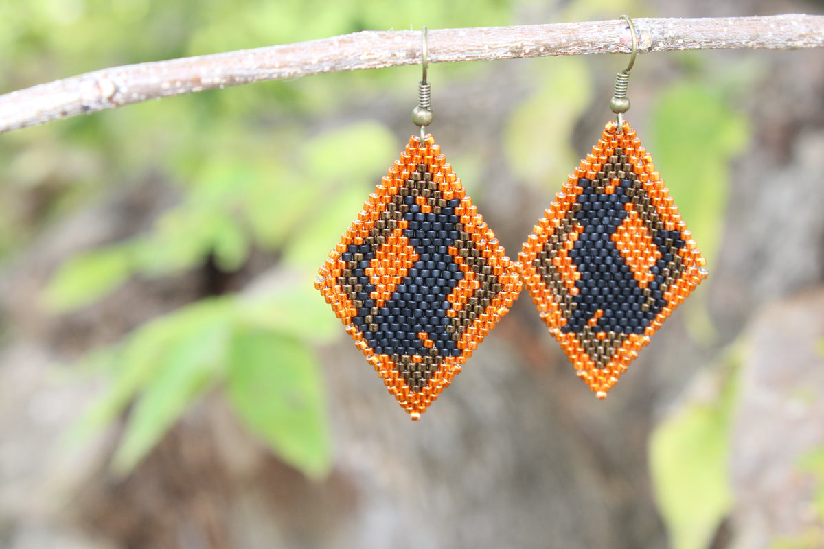 Black Cat Brickstitch Earrings