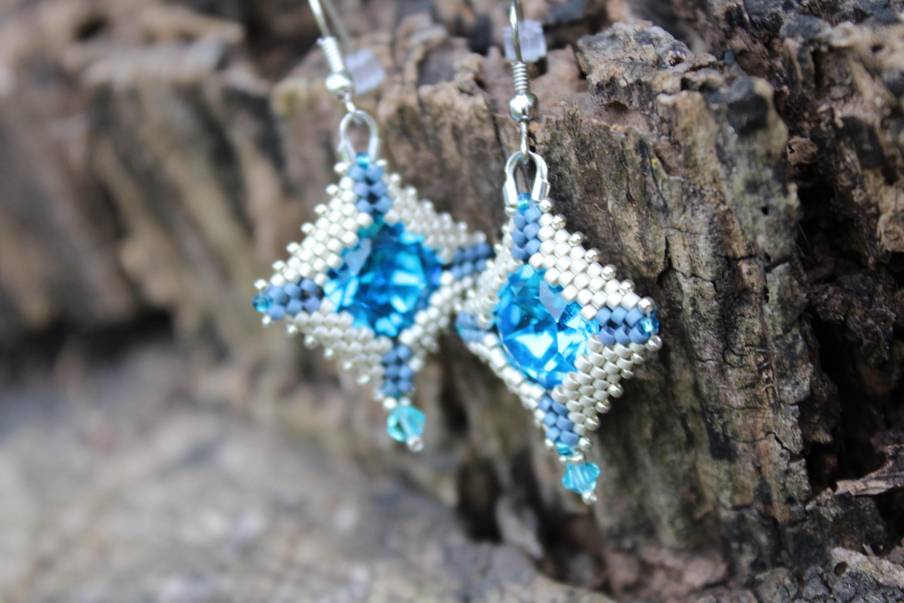 Silver Blue Chaton Earrings