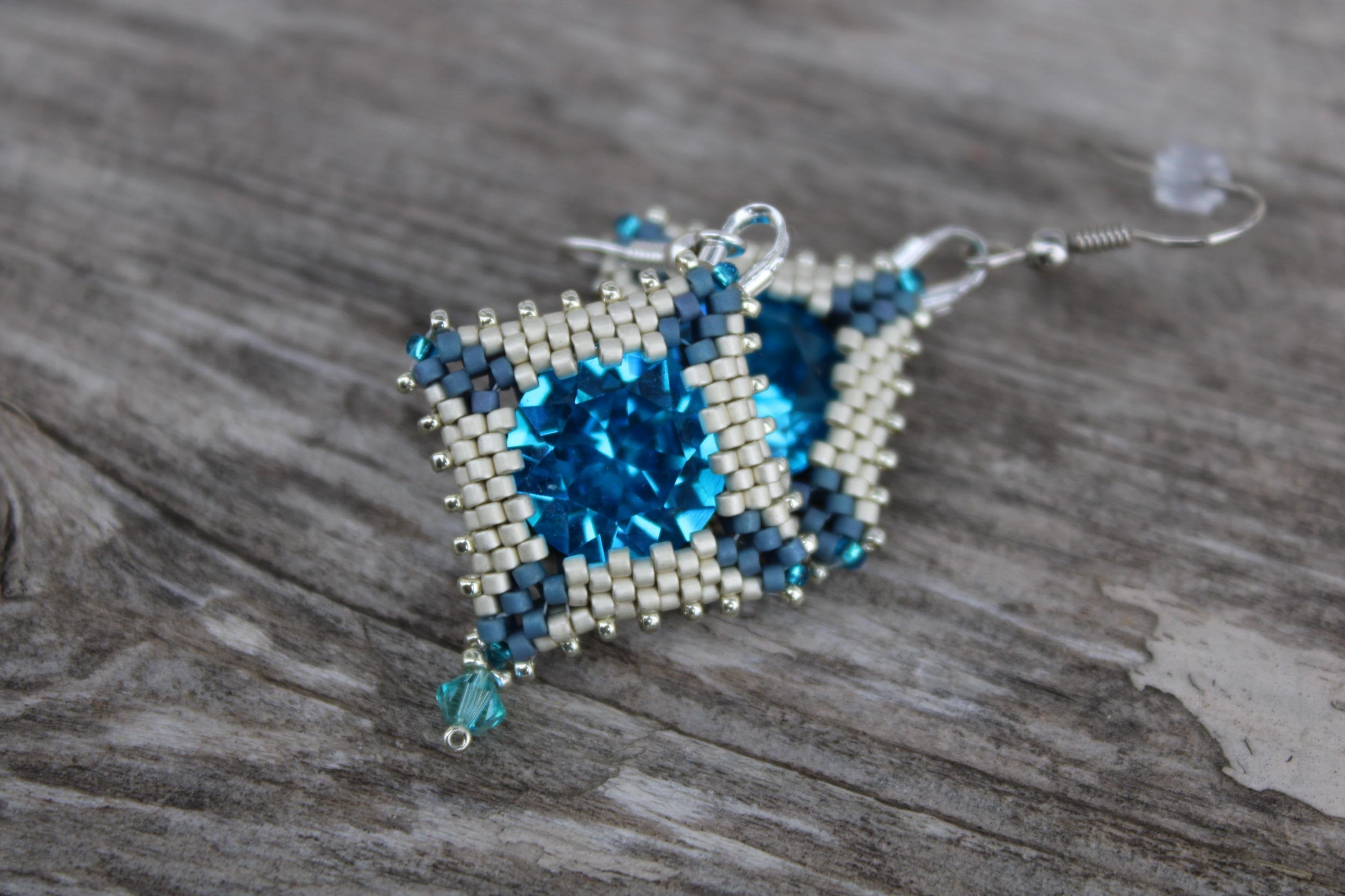 Silver Blue Chaton Earrings