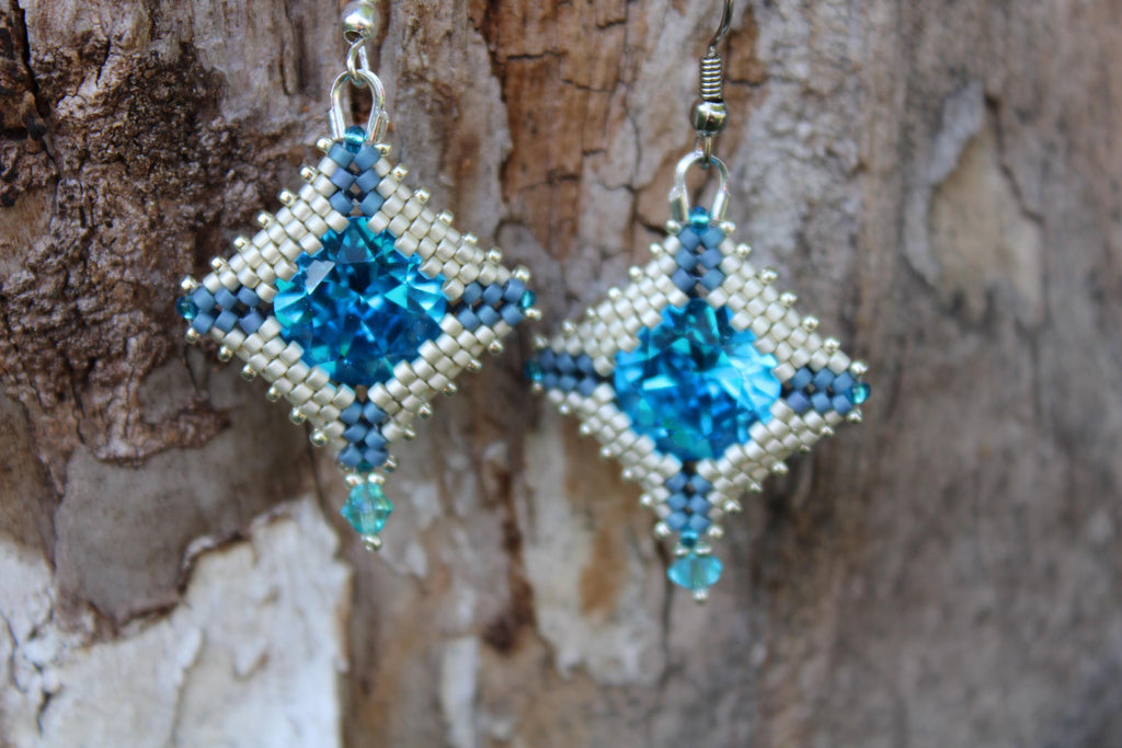 Silver Blue Chaton Earrings