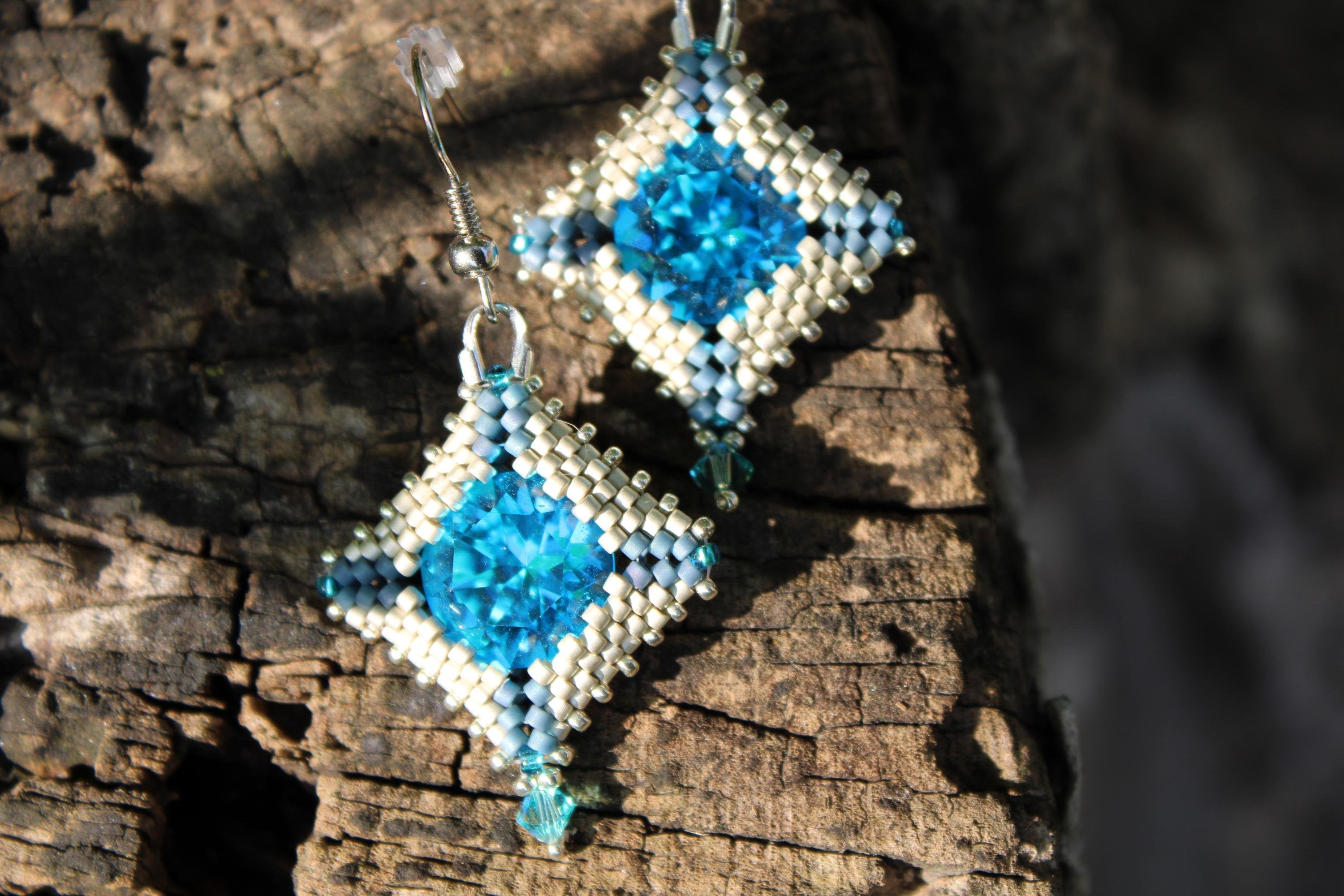 Silver Blue Chaton Earrings